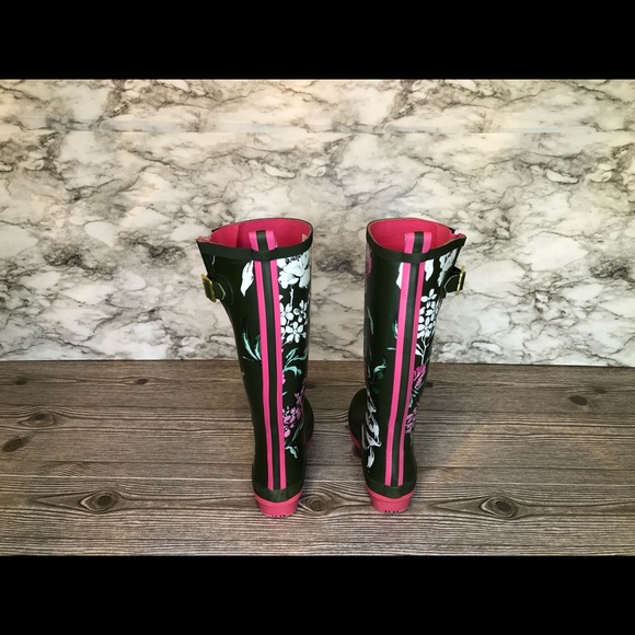 Joule’s Rain Boots - Picture 4 of 6